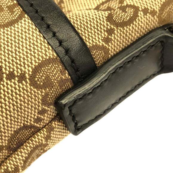 GUCCI Authentic Black Shoulder Bag - Picture 6 of 10